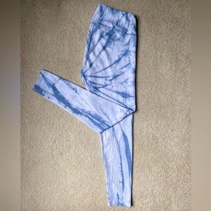 25” Light Blue Tie-Dye Leggings